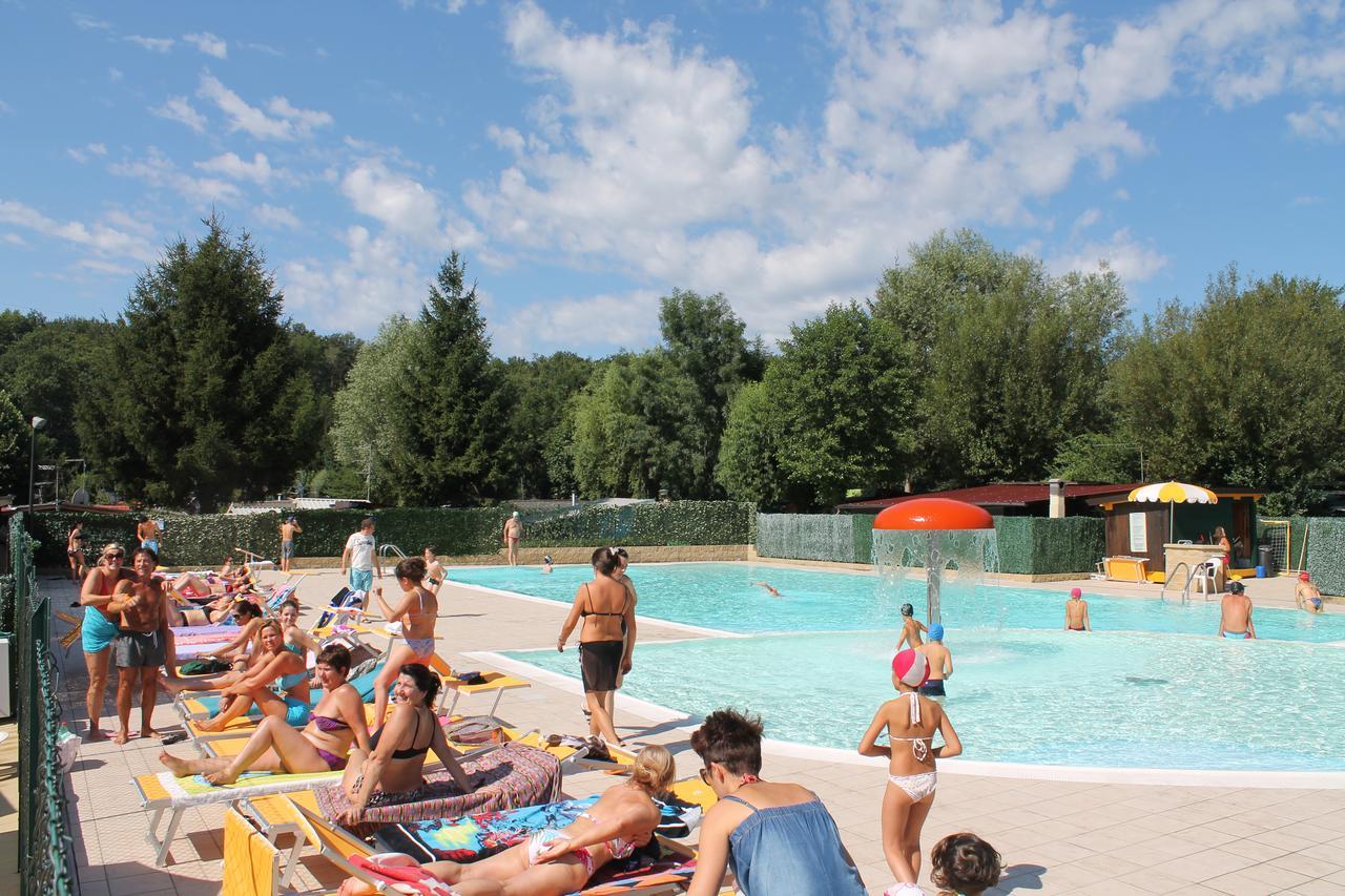 Camping Montorfano Exterior foto